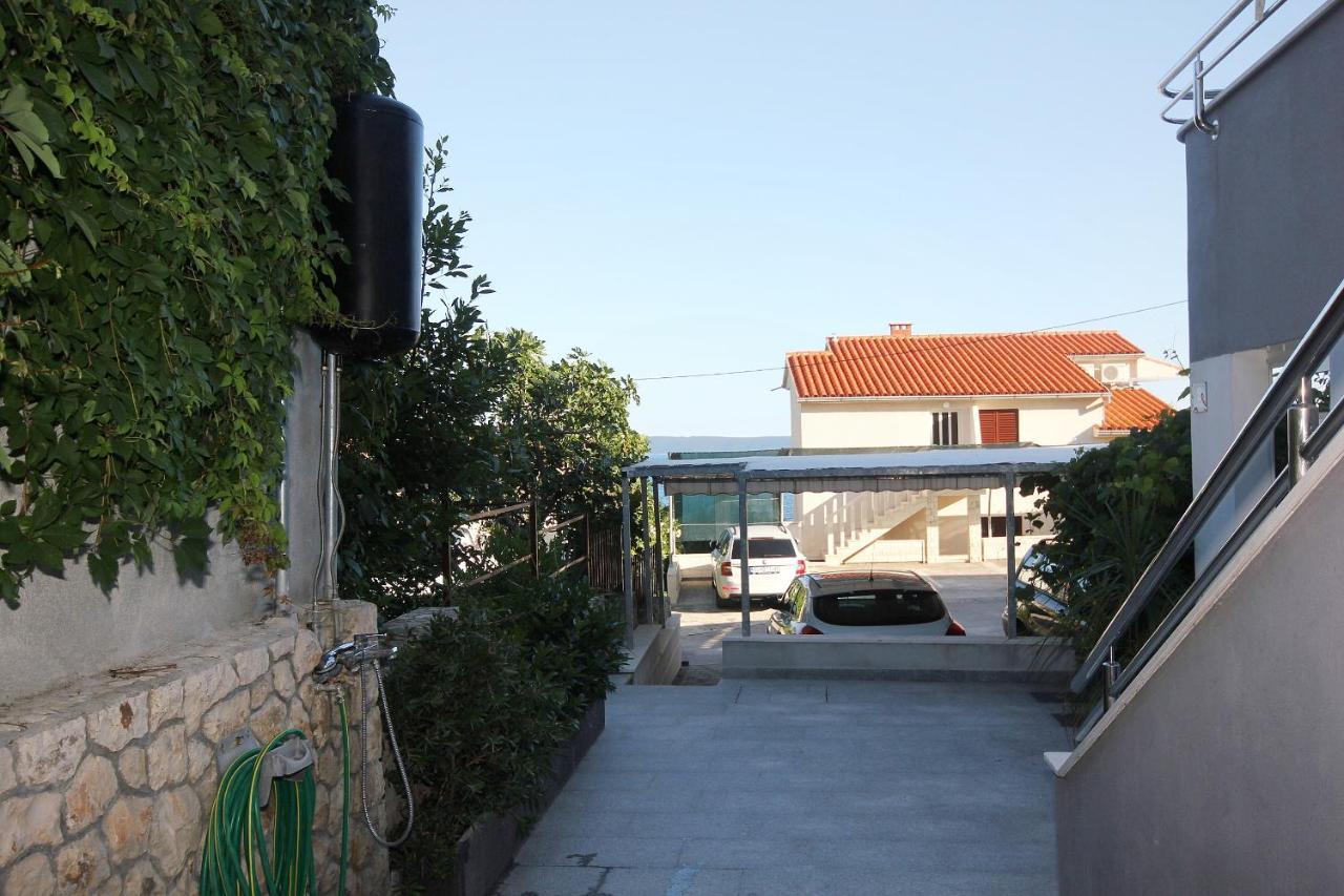 Apartments By The Sea Seget Vranjica, Trogir - 978 외부 사진